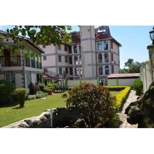 Parkview Safari Hotel & Apartments