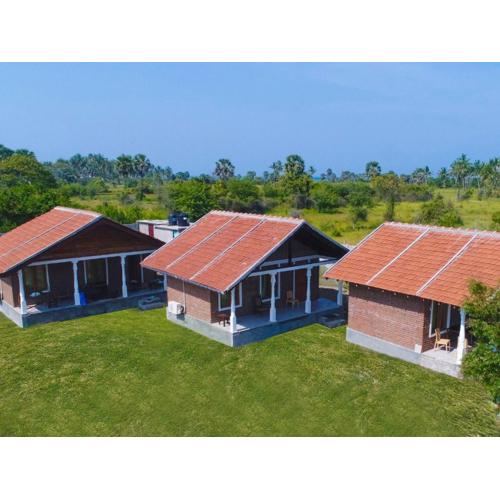 Pasikudah Eco Village Hotel