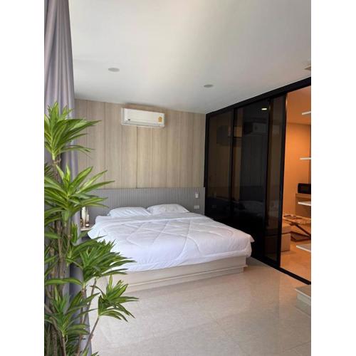 Patong Beach Apartment Lux