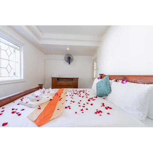 Patong Blue House Panorama View 5 bedroom