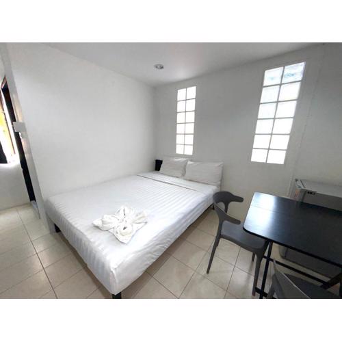 Patong Canal Villa R200