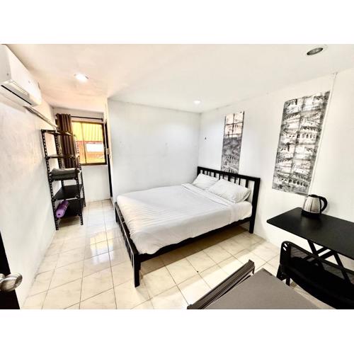 Patong Canal Villa R300