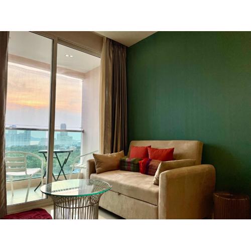 Pattaya sea view free wifi