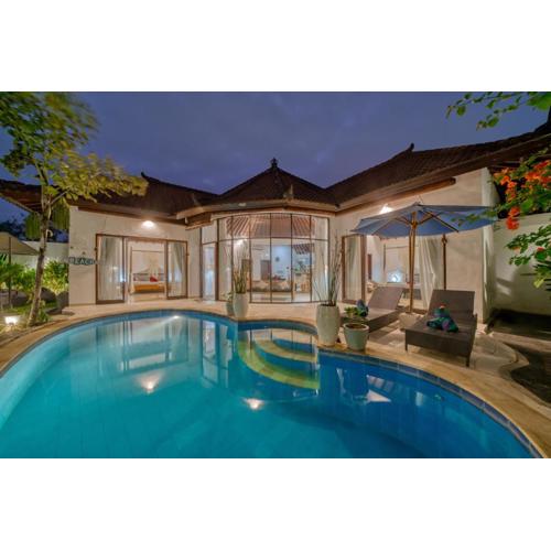 Peaceful 2bd Seminyak villa with Private Pool and Garden