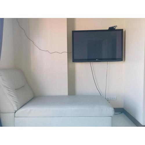 Peaceful City View Condo for Rent in Quezon City