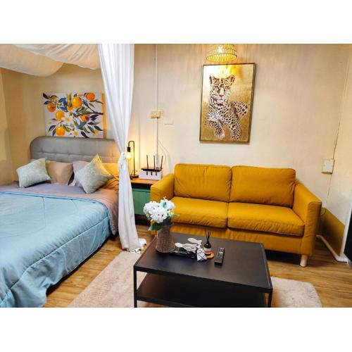 Peaceful Condo at Happening Nimman