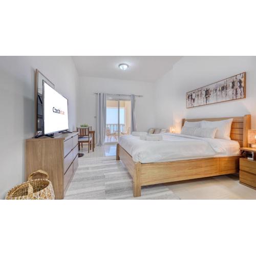 Peaceful Paradise - Modern Studio - Sea Views