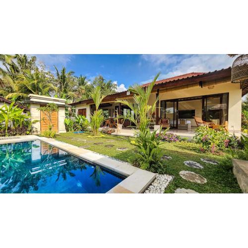 Peaceful Rice Field Villa with Pool 15min to Ubud ARI SAWAH HOUSE