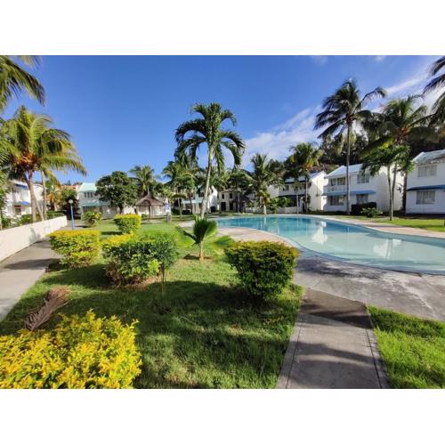 Peaceful & Scenic Villa on the Beach