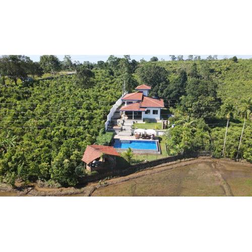 Peaceful Villa with pool near Hikkaduwa