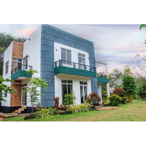 Peacock Resort