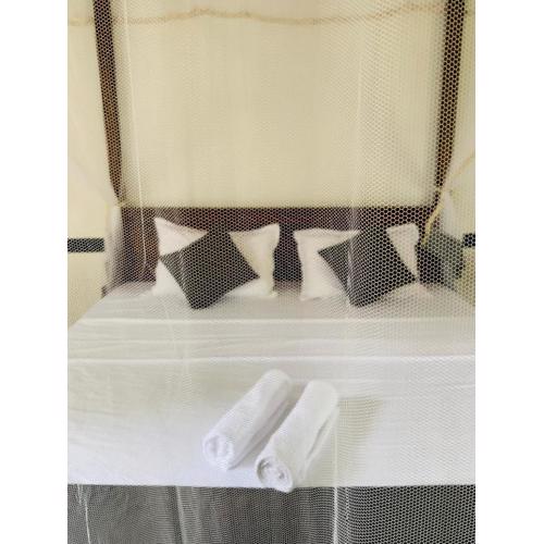 Pearl Gardens Midigama