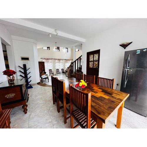 Pearl Villa,Mirissa