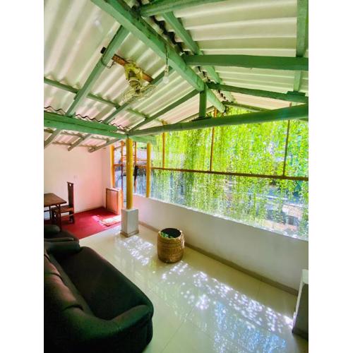 Pearl White House