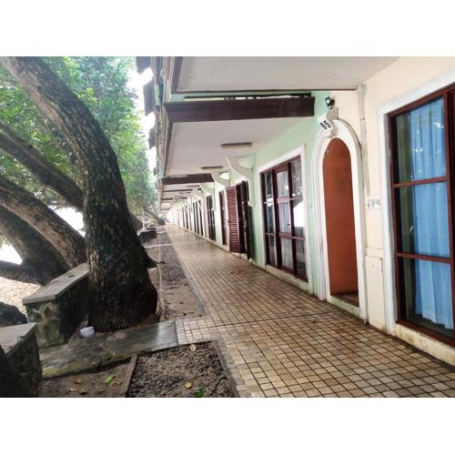 PENGINAPAN KONDOMINIUM CARITA - PAK BoS