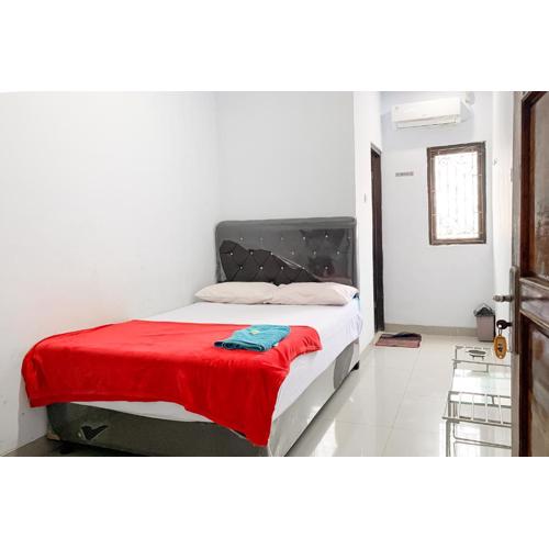 Penginapan Losmen Ayu Pamanukan RedPartner