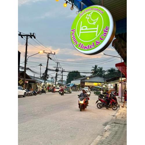 Penny Hostel & Cafe