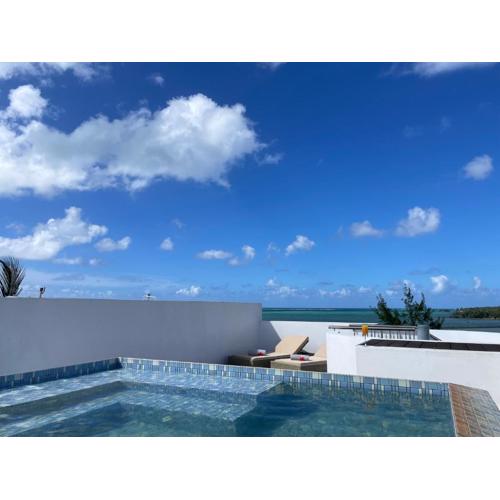 Penthouse - Sea view, Private root top pool, Golf