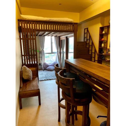Penthouse Condo Studio Unit CENTRIO TOWER w/ Stove