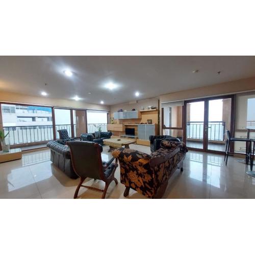 Penthouse Grand Setiabudi Apartment Bandung 250m by Ling-Ling