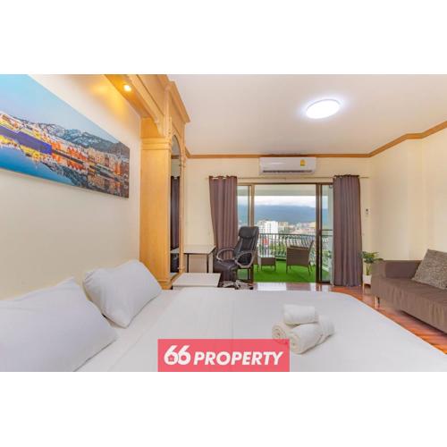 Penthouse Studio with Mountain View and Balcony