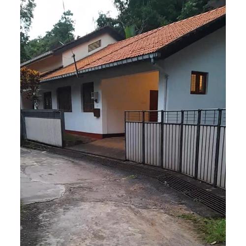 Peradeniya-Kandy Home Stay