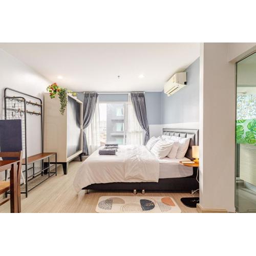 Perfect 1BR at MRT Bangson By Orn