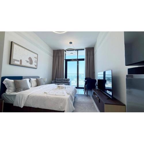 Perfect Studio Stay Near Airport and Theme Park