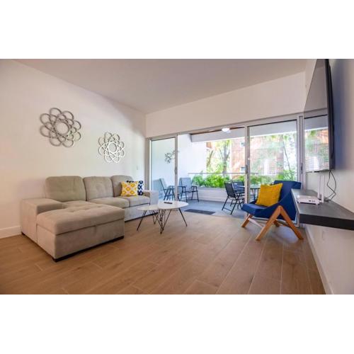 Perla Marina Beachside Apartment