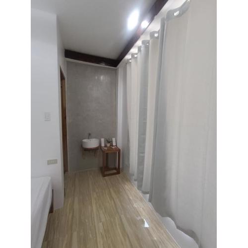 Perona Walk-in suite