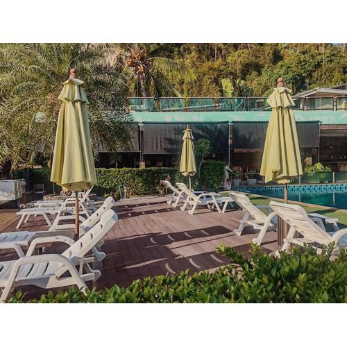 Phi Phi Nice Beach Hotel Hip