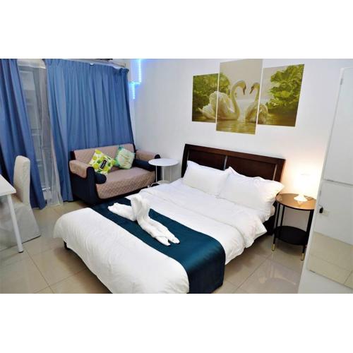 Philippine International Convention Center 676 DYNASTEL SHORE