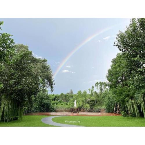 Phiratara River House บ้าน พิรธารา ริมแม่น้ำปราจีนบุรี