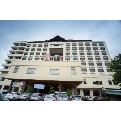Phrae Nakara Hotel
