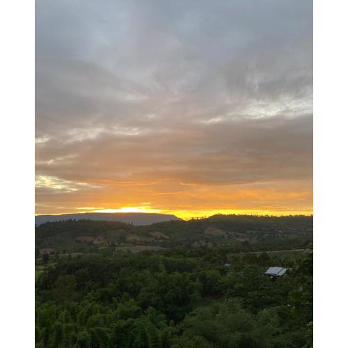 ภูคำฮ้อมคลิฟฟ์ลอดจ์ แอนด์ โฮมสเตย์ Phu come home cliff Lodge & Homestay