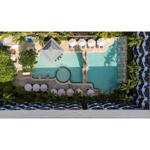 Phuket Island View Resort - SHA Extra Plus