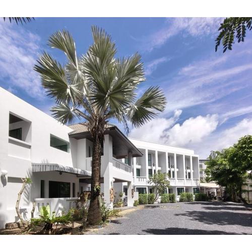 Phuket Leisure Time Hotel