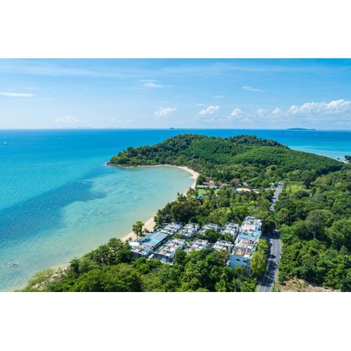 Phuket Moonlit Bay Seaview Resort & Spa