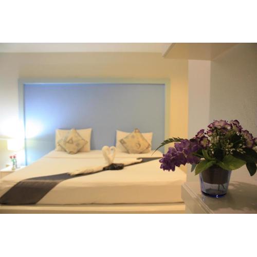 Phuket Racha Kata Homestay