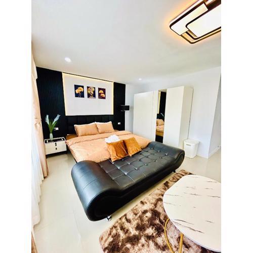 Phuket Relax in Town