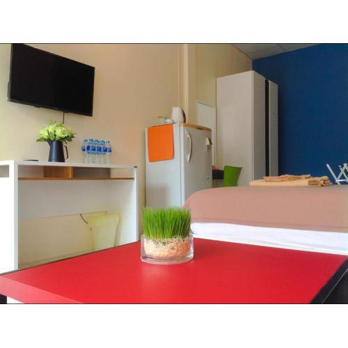 Phuket Town Budget House - Aircon Room #1