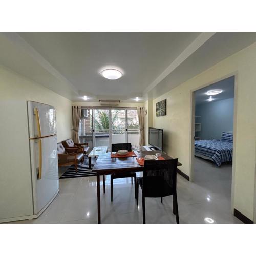 Phuket Town Condo 2 Bedroom with Balcony-Cats Friendly