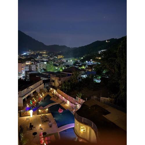 PhuketBNBdotcom OceanPoolviews 2 Bed