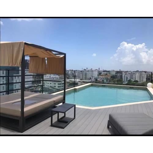 PIANTINI APARTAMENTO DE LUJO Piscina en el top