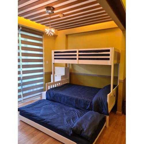 Pico de Loro by Billyn