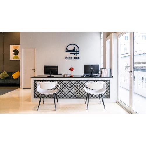 PIER 808 Hostel