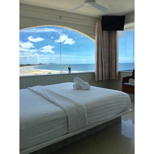 PierView Rooms
