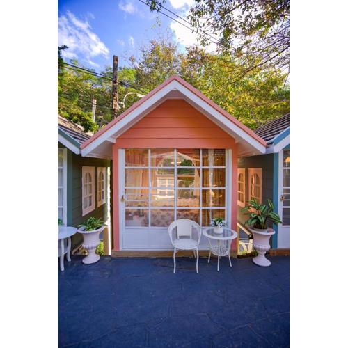 ปางสูงเฮาส์ pink house