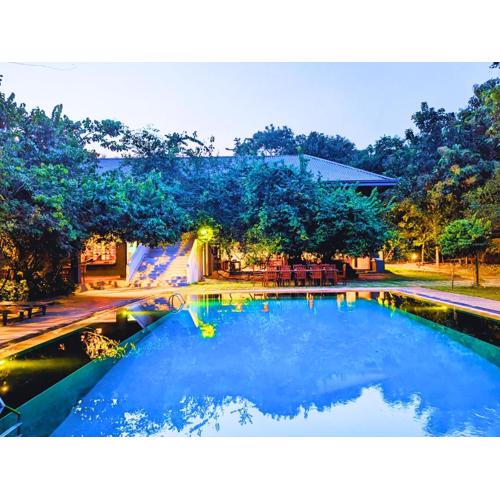 Pinthaliya Resort
