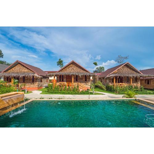 Pinthong Aonang Villa